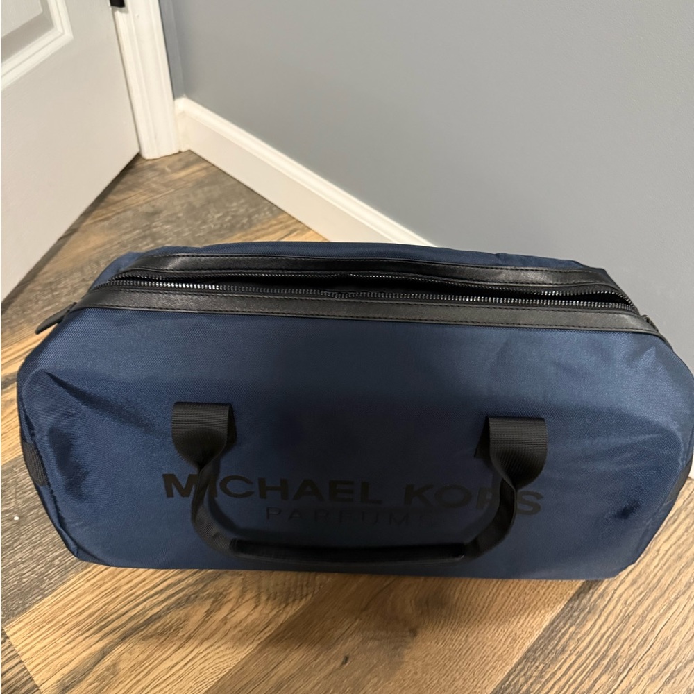 Michael Kors Navy Blue Duffel Bag with Black Handles 18x9x9 - Picture 2 of 7